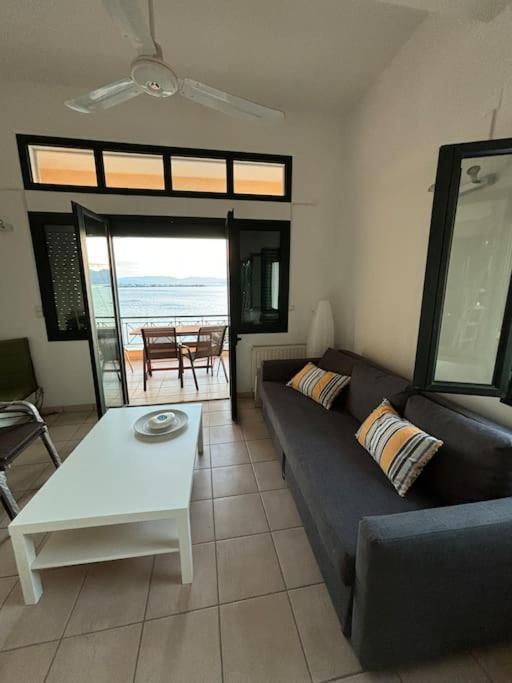 Appartement Avec Vue Aegina المظهر الخارجي الصورة