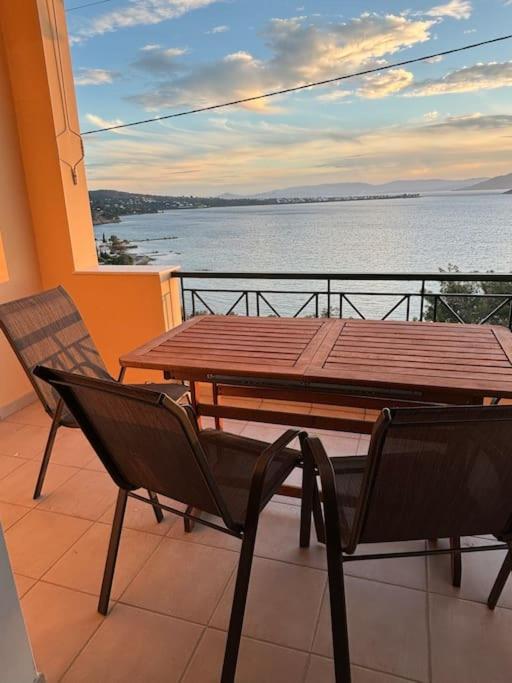 Appartement Avec Vue Aegina المظهر الخارجي الصورة